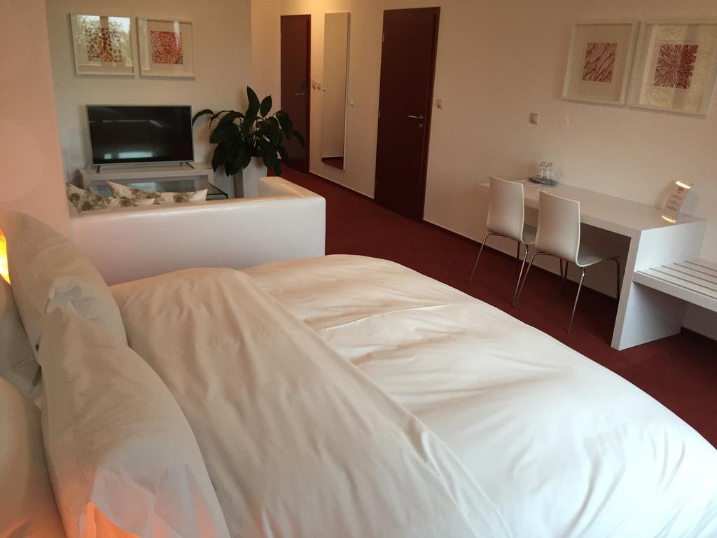 Hotel Cvilin Крнов Номер фото