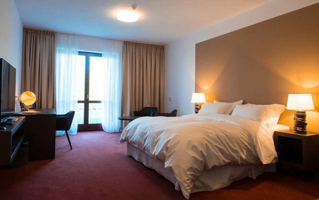 Hotel Cvilin Крнов Екстер'єр фото